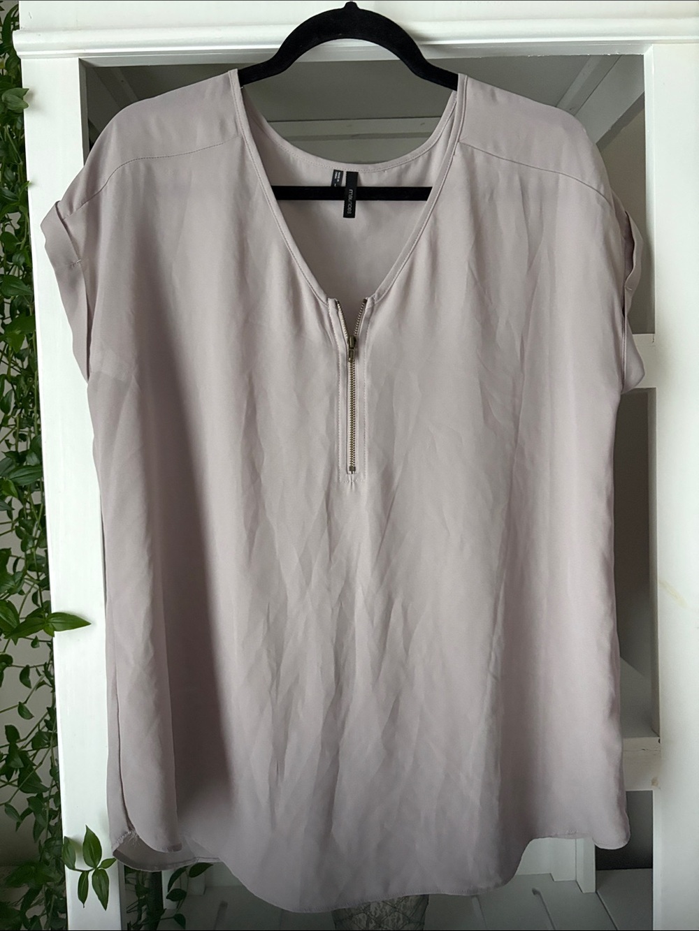 Maurices Light Pink Short-Sleeve Zip-Neck Blouse
